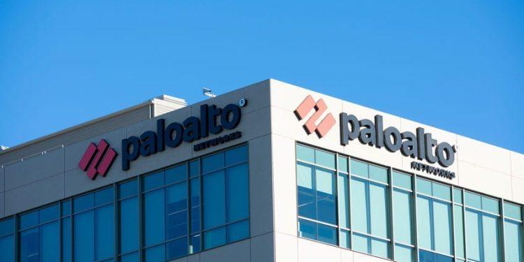 Why is Palo Alto Networks stock sinking despite solid earnings, upbeat guidance?
