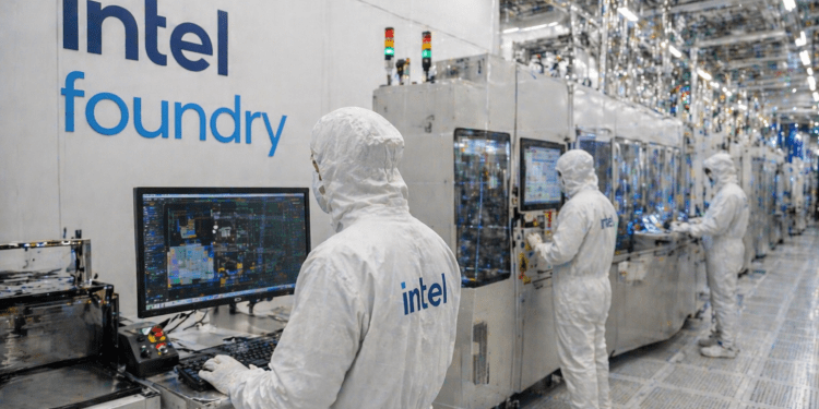 Intel stock resumes rally as AI demand fuels fresh analyst upgrades