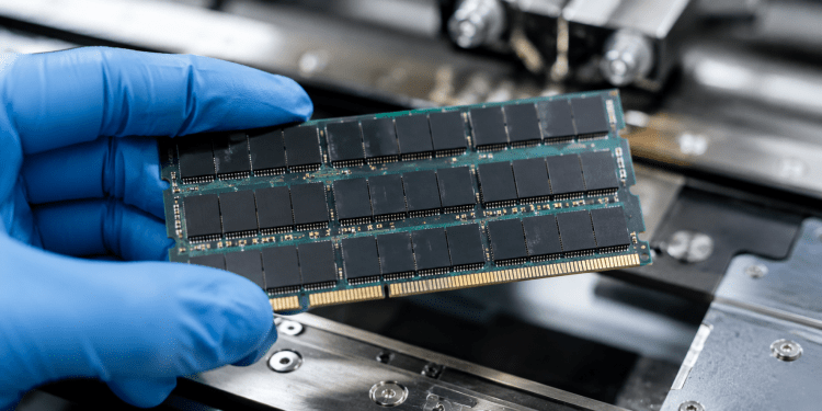 Q1 beat, $40M contract are old news – why is MRAM stock soaring today then?