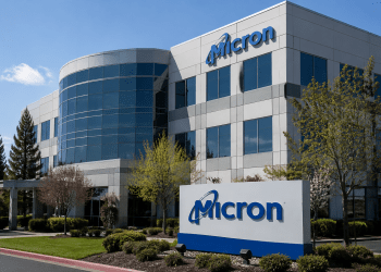 Micron stock falls on Tuesday: Why analysts still see gains ahead