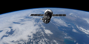 Planet Labs dives as space stocks reverse after the SpaceX IPO: buy the dip?