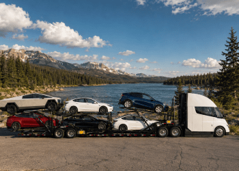 Tesla stock hits crucial support as Xpeng teases ‘Model Y killer’ ahead of earnings